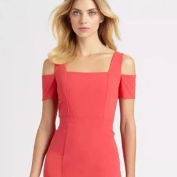 BCBG Maxazria Lipstic Red Cold Shoulder Size 2/XS Like New - Picture 2 of 11